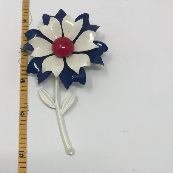 Vintage large flower brooches - Picture 4 of 13